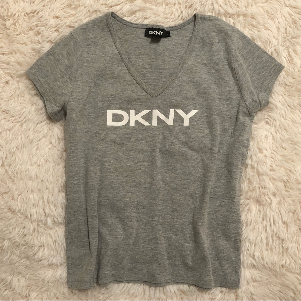 Vintage 90’s - DKNY V-neck T-shirt